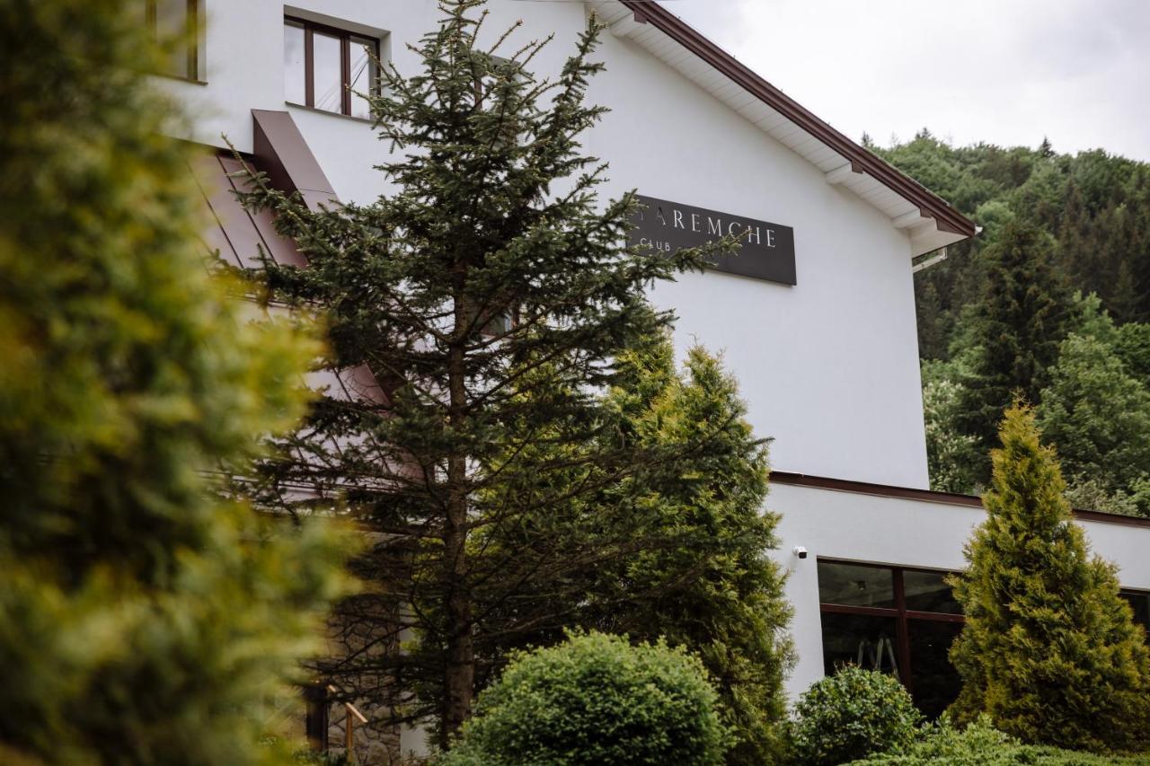 Yaremche Club Hotel Kültér fotó