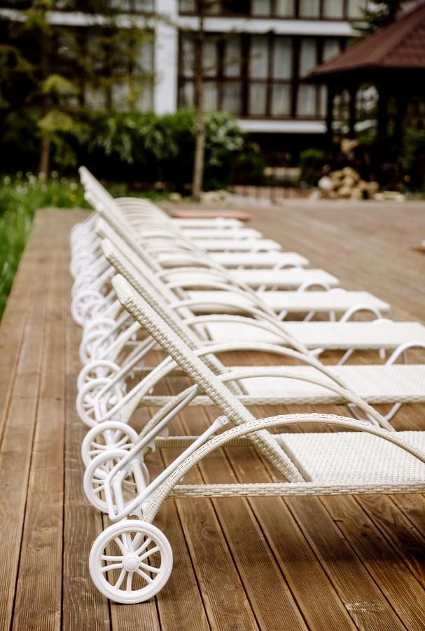 Yaremche Club Hotel Kültér fotó