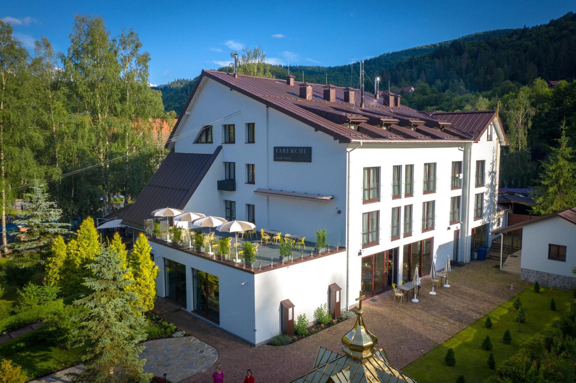 Yaremche Club Hotel Kültér fotó